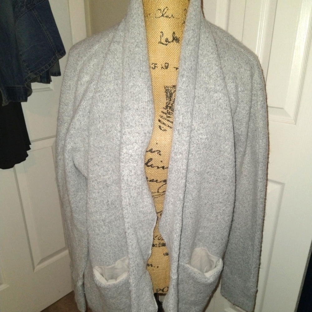 Anne Taylor Loft women's cardigan